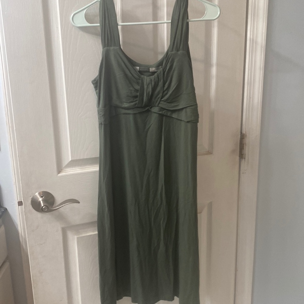 Athleta Womens sage green sleeveless dress L
